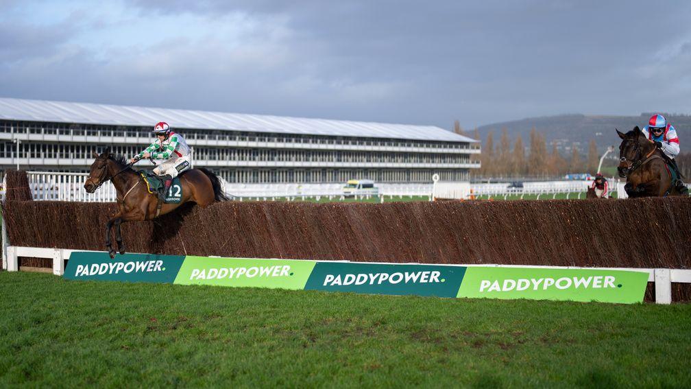 Vienna Court (Sam Twiston-Davies,left) jumps the last fence and beat Simply The Betts in the 2m 4.5f handicap chaseCheltenham 1.1.22 Pic: Edward Whitaker