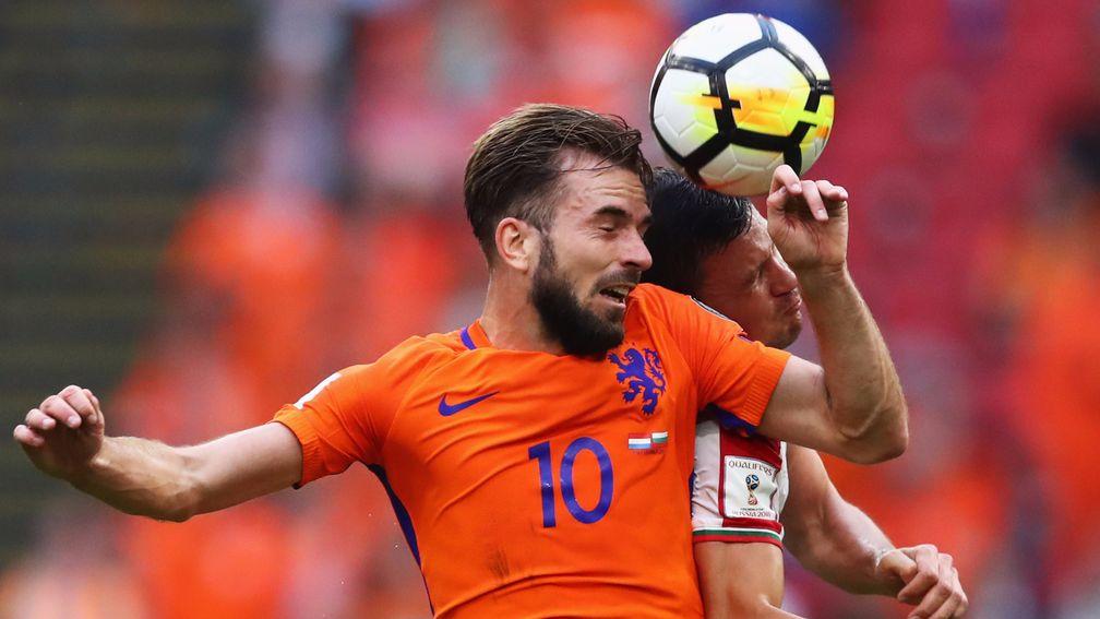 Davy Propper battles for the ball during Holland's qualifier against Bulgaria
