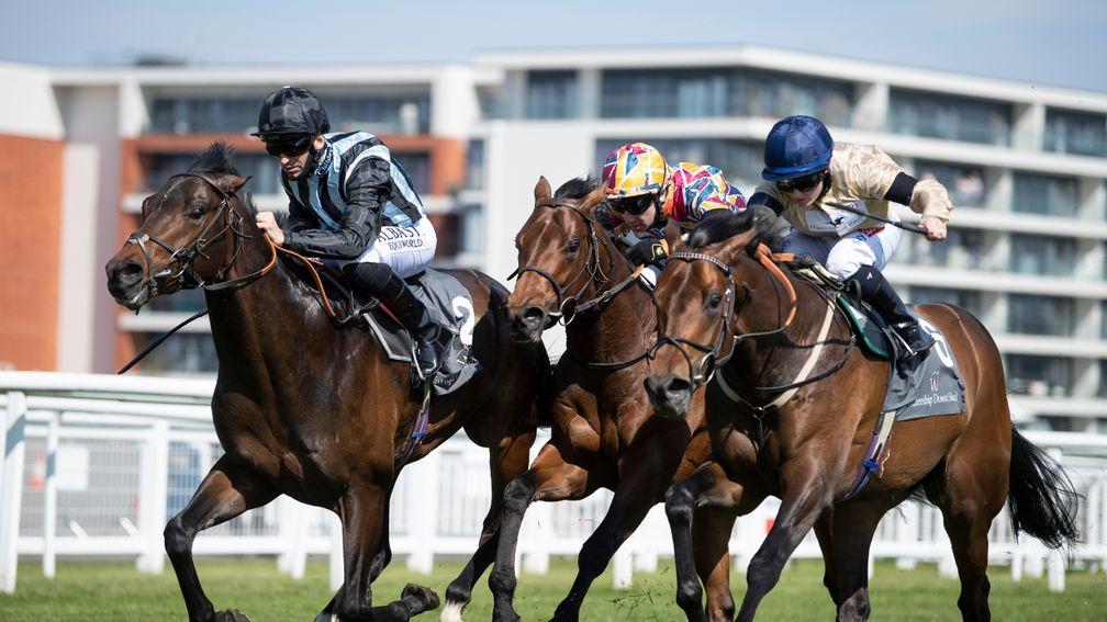 The Lir Jet (centre) finishes third to Chindit (left) in the Greenham Stakes at Newbury 18.4.21 Pic: Edward Whitaker/Racing Post
