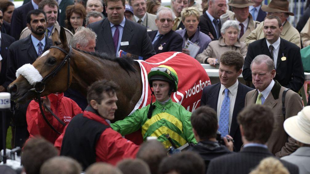 US Ambassador to Britain Will Farish (right of picture) after winning the 2003 Oaks at Epsom with Casual Look.