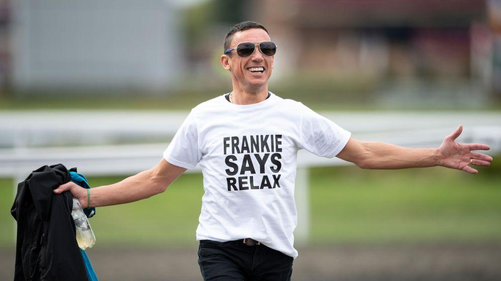 Frankie Dettori arrives at the helicopter after the September StakesKempton 8.9.18 Pic: Edward Whitaker