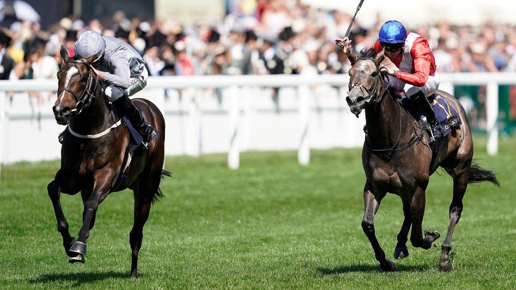 Space Traveller is clear of eventual third Angel's Hideaway in the Jersey Stakes