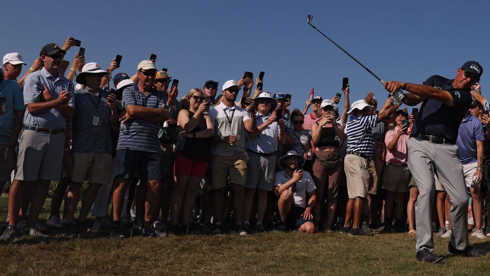 The Kiawah Island crowds flock around Phil Mickelson at the US PGA