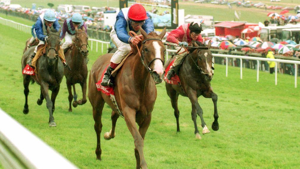 Balanchine and Frankie Dettori win the 1994 Energizer Oaks at Epsom