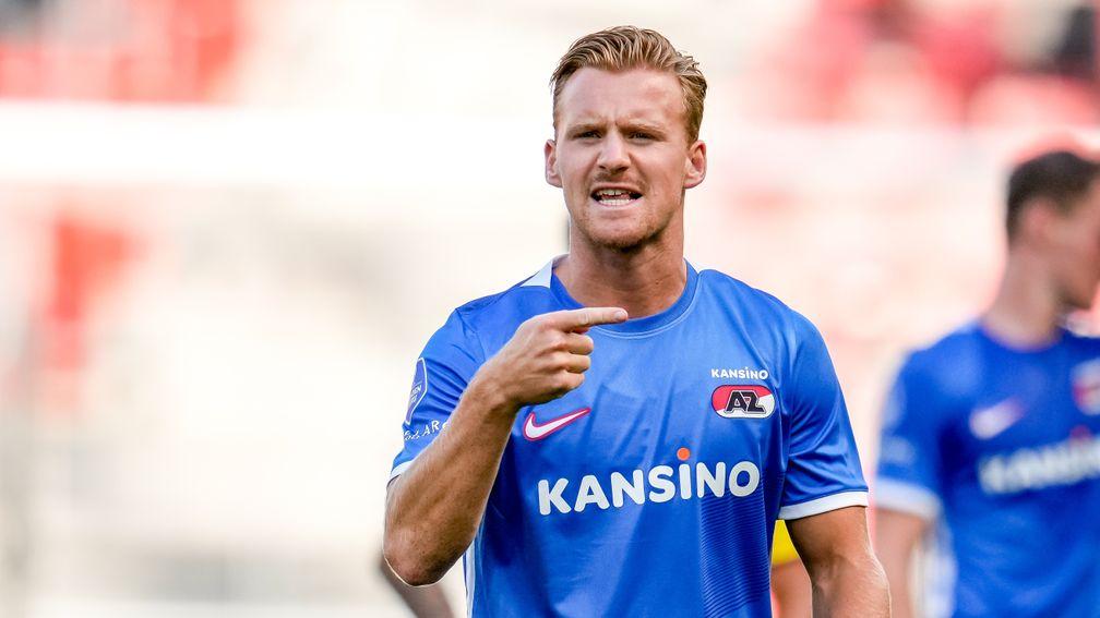 AZ Alkmaar midfielder Dani de Wit can help his team succeed away to Legia Warsaw