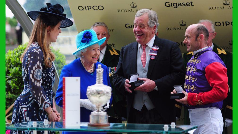 Dartmouth team: The Queen, Sir Michael Stoute and Olivier Peslier compare notes after the Hardwicke Stakes defeat of Highland Reel last year
