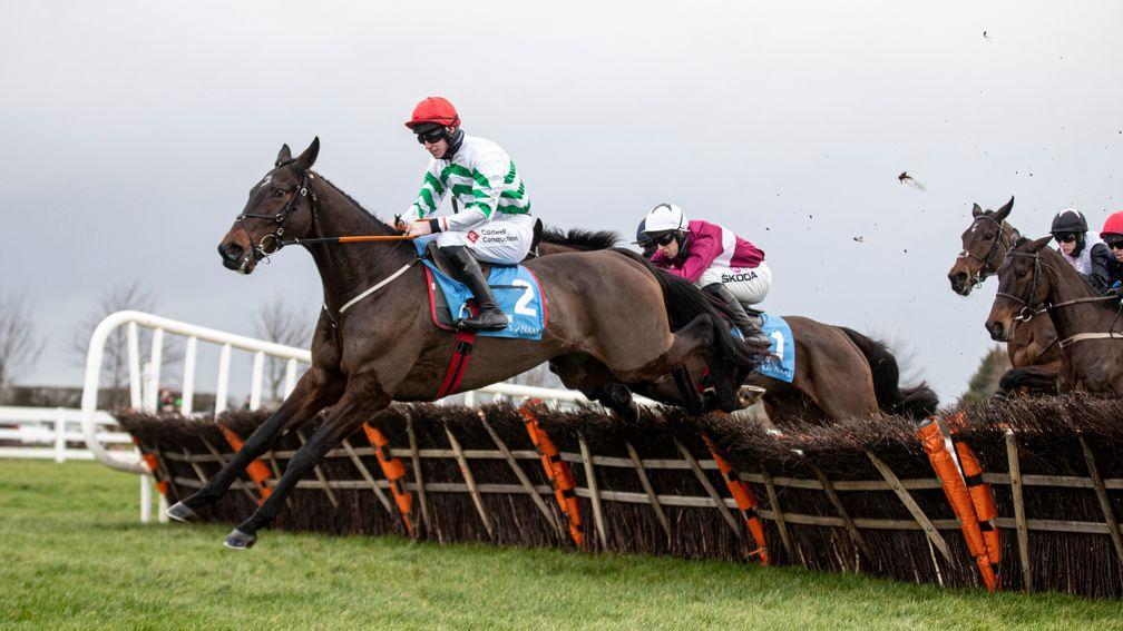 Ginto wins the Grade 1 Lawlor's of Naas Novice Hurdle under Jack Kennedy