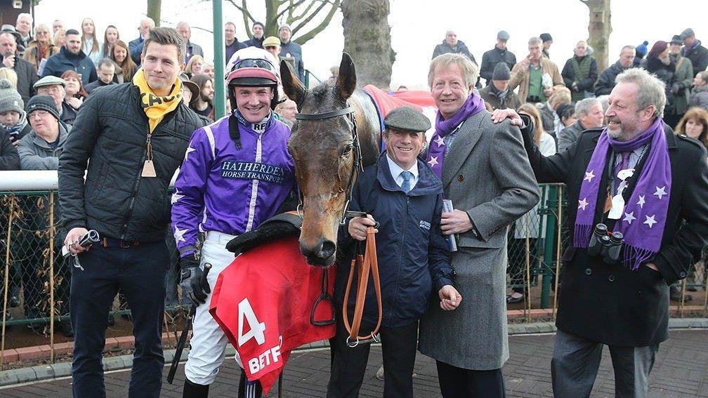 Alan Weston (right) and his brother Paul (second right) after Closing Ceremony won the Rendlesham Hurdle in 2015
