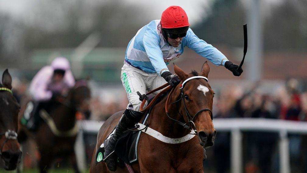 Verdana Blue bounds to victory in the Christmas Hurdle at Kempton