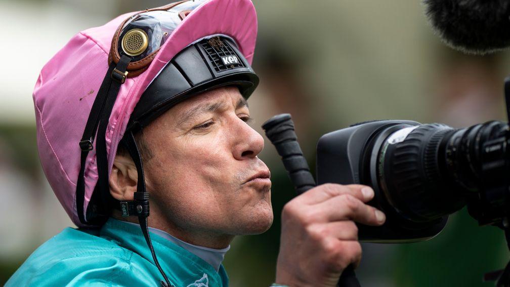 Frankie Dettori gives the camera a kiss after winning on Sangarius