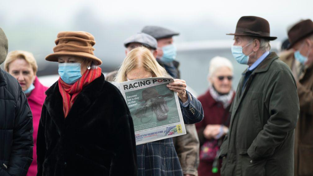 Race fans queue to enter the racecourse on the first day spectators are allowed back to watch the actionLudlow 2.12.20 Pic: Edward Whitaker/Racing Post