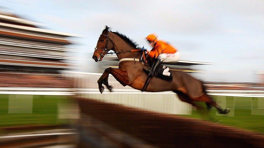 Thistlecrack puts in a characteristically spectacular leap