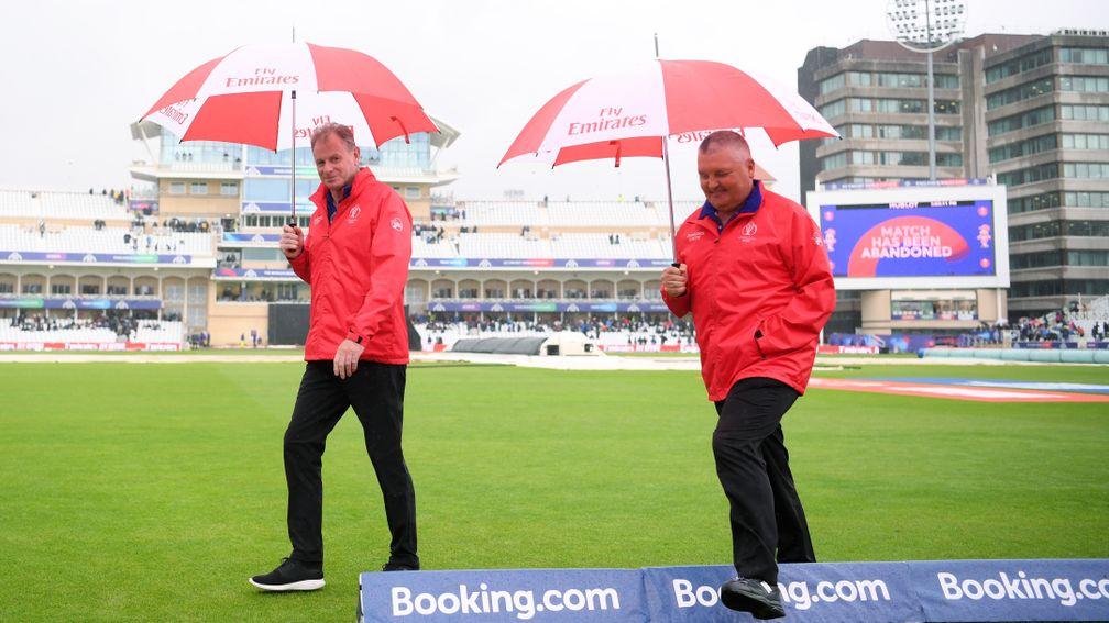 Umpires Paul Reiffel and Marais Erasmus called off India's match with New Zealand