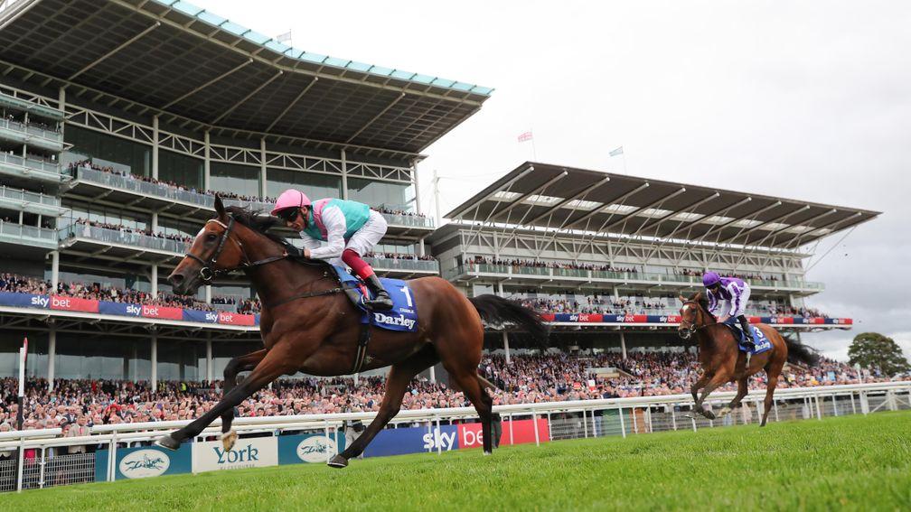 Enable staying on well at York under Frankie Dettori
