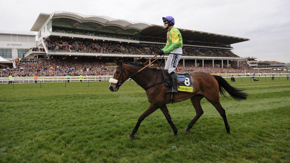 Kauto Star and Ruby Walsh win The Cheltenham Gold Cup