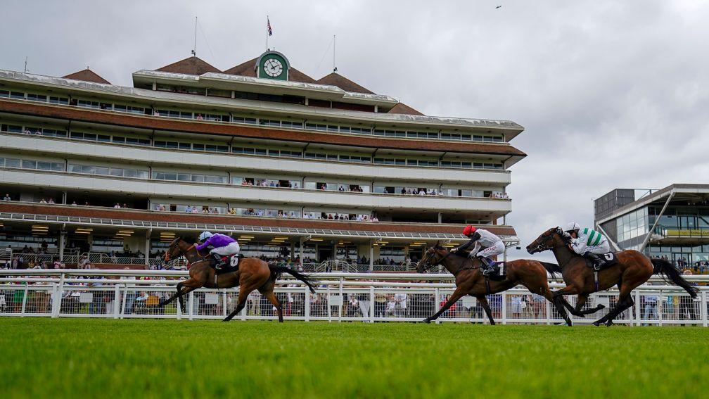 Seattle Rock comes home in front by two lengths at Newbury