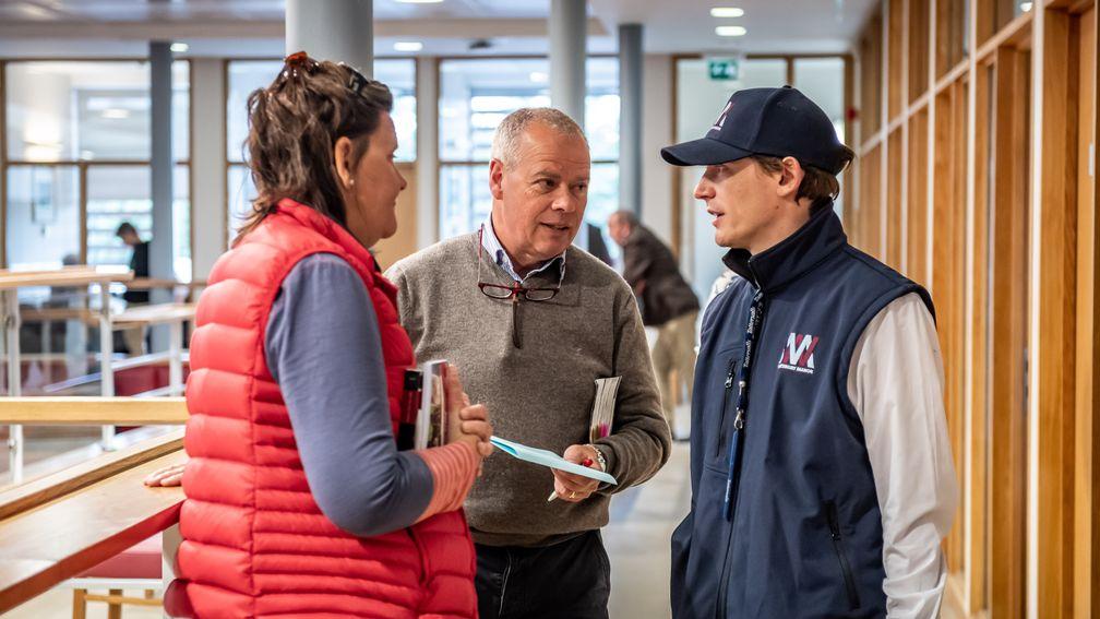 Clive Cox (centre) chats to Whitsbury Manor Stud's Ed Harper