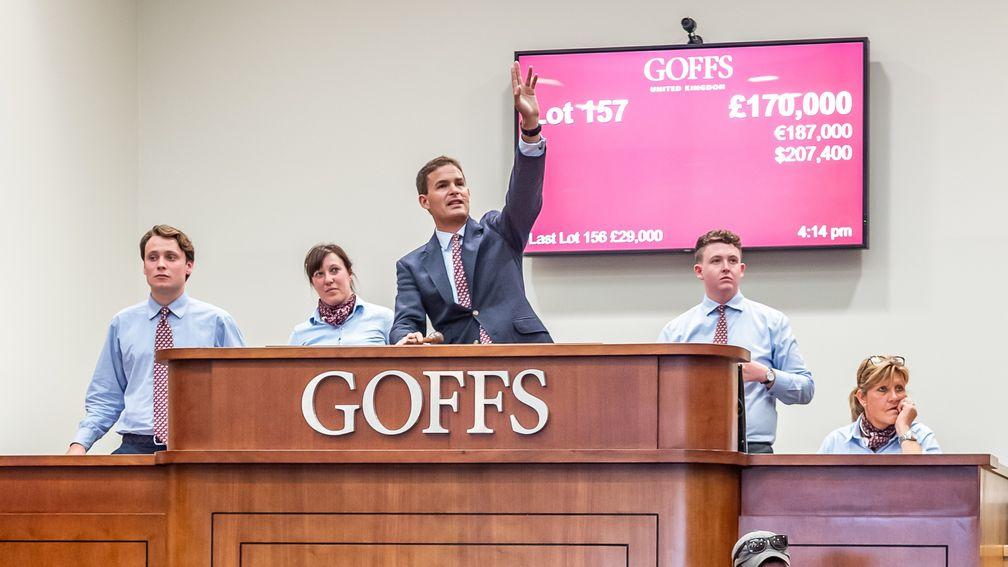 Tim Kent conducts proceedings from the Goffs UK rostrum