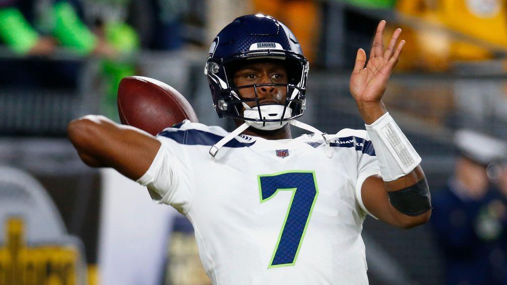 Geno Smith starts at QB for Seattle in replace of the injured Russell Wilson