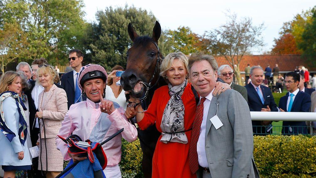 Frankie Dettori and Lord and Lady Lloyd-Webber with Too Darn Hot