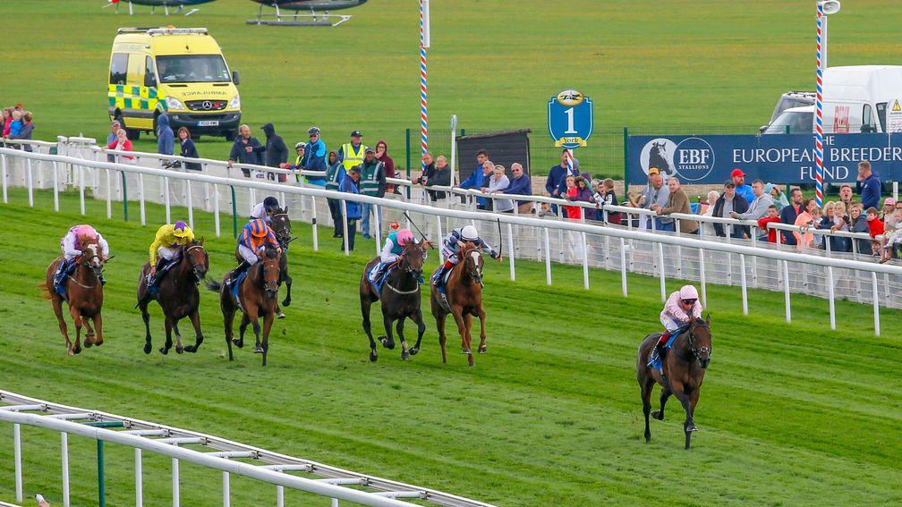 Lah Ti Dar demolishes the opposition in York's Galtres Stakes
