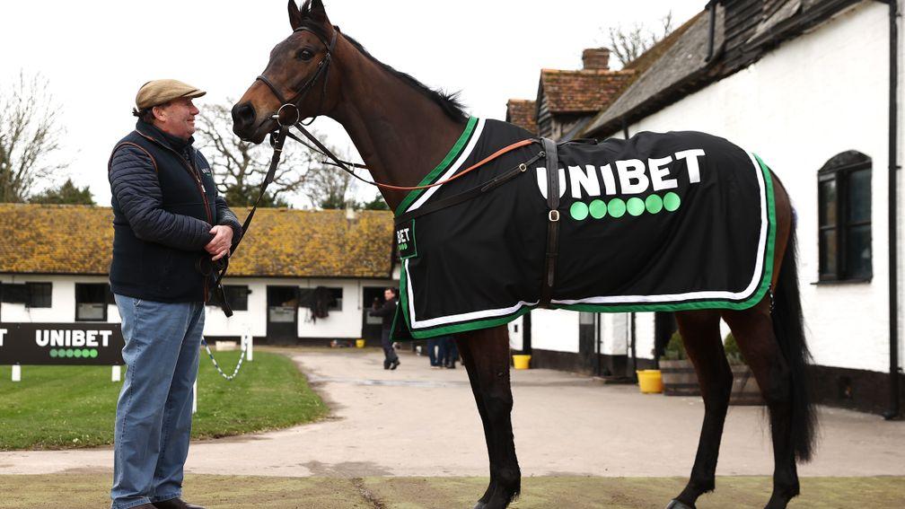 LAMBOURN, ENGLAND - FEBRUARY 21: Trainer Nicky Henderson parades Epatante during a Nicky Henderson Stable Visit at Seven Barrows on February 21, 2022 in Lambourn, England. (Photo by Ryan Pierse/Getty Images)