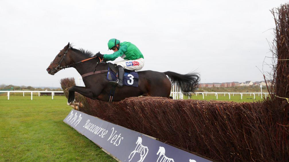 If The Cap Fits pings a fence en route to a stylish win on his chase debut