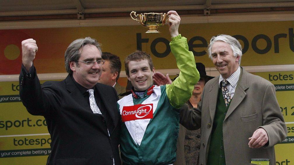 Harry Findlay, Sam Thomas and Paul Barber after Denman's triumph in the 2008 Gold Cup