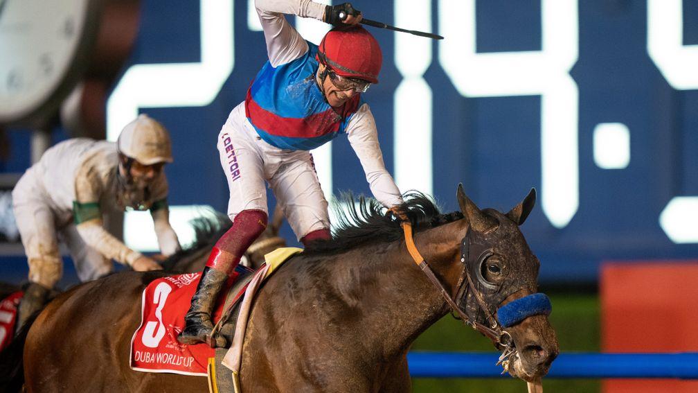 Country Grammer (Frankie Dettori) wins the Dubai World Cup