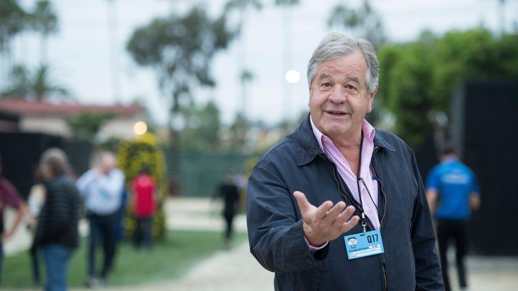 Sir Michael Stoute holds court at Del Mar 1.11.17 Pic: Edward Whitaker