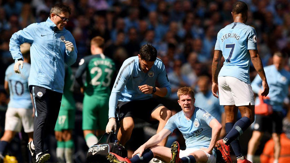 Manchester City's Kevin  De Bruyne injured his hamstring against Tottenham