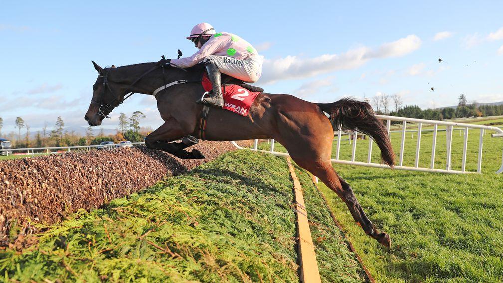 Gowran Park Sat 25 November 2017.Picture: Caroline NorrisMin ridden by Paul Townend, winner, at an early stage in The Ladbrokes Bet 10 Get 40 On The Grid Steeplechase