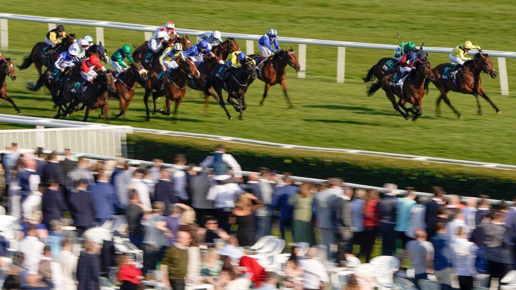 Johan and Silvestre De Sousa riding Johan (second from right) win The SBK Lincoln at Doncaster Racecourse on March 26, 2022 in Doncaster, England. (Photo by Alan Crowhurst/Getty Images)