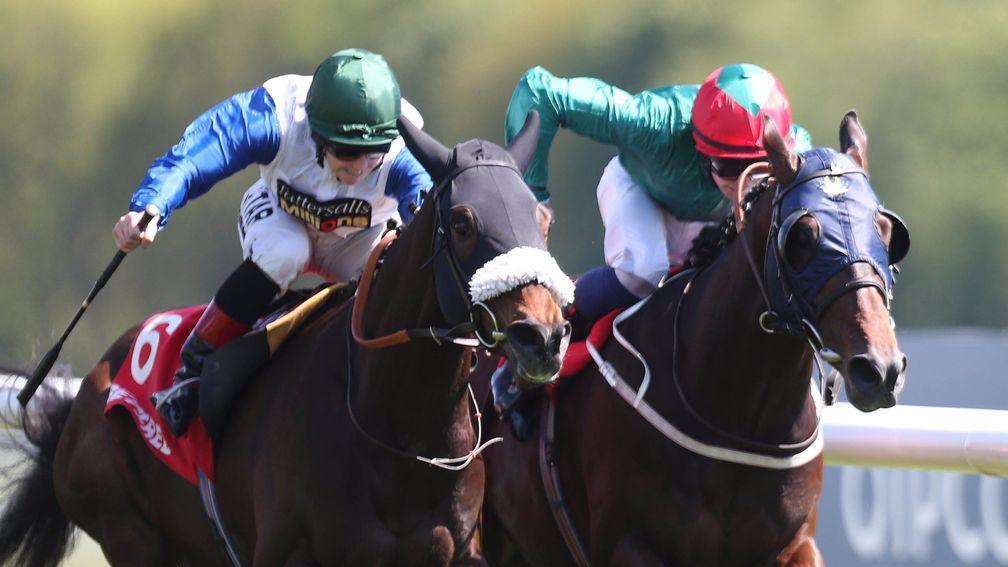 Gannon (left) gets Van Percy up to beat Blue Wave a nose at Haydock in 2013