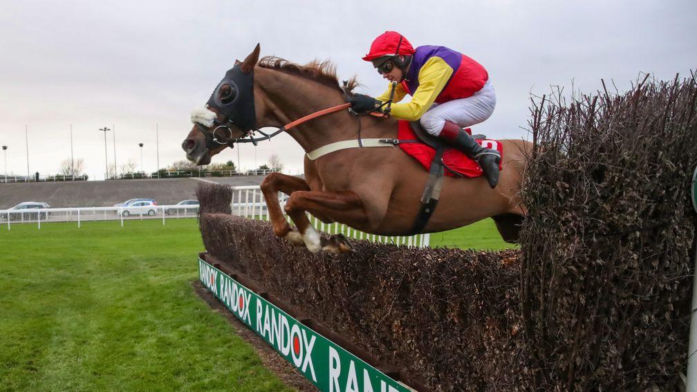 Native River: an impressive winner of the Many Clouds Chase at Aintree