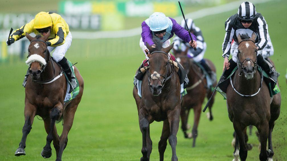 Alcohol Free (Oisin Murphy,centre) beats Miss Amulet (Ryan Moore,right) and Umm Kulthum in the Juddmonte Cheveley Park StakesNewmarket 26.9.20 Pic: Edward Whitaker/Racing Post