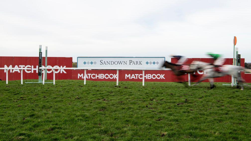 The two winning posts at Sandown can be seen
