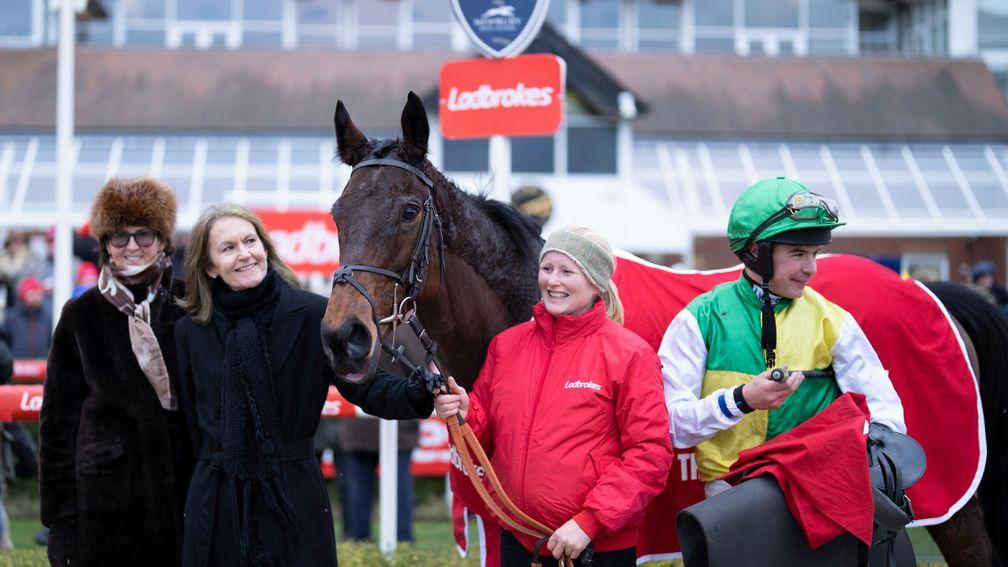 Kathryn Revitt (second from left) admires Cloudy Glen after his win in the Ladbrokes Trophy