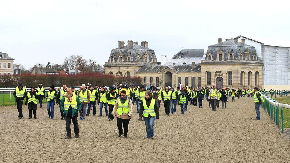 Yellow jacket protesters take to the track at Chantilly on Saturday