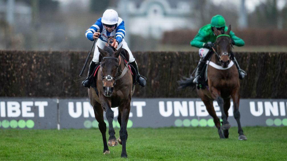 Frodon wins the Silviniaco Conti Chase on Saturday with Top Notch (green) trailing in third