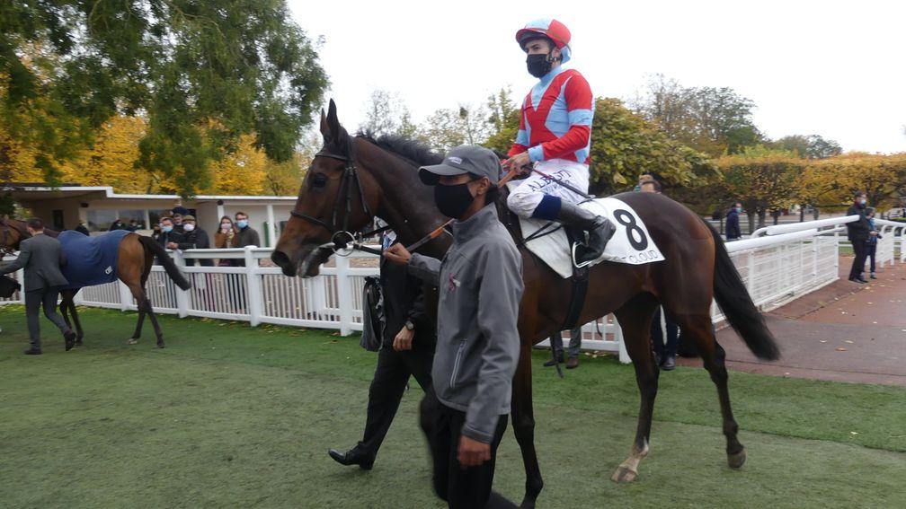 Believe In Love and Mickael Barzalona won the Group 3 Prix Belle de Nuit at Saint-Cloud