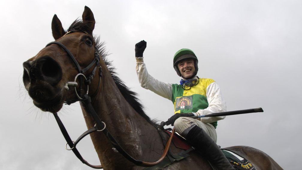 Ruby Walsh won the Grand National twice, including here on Hedgehunter in 2005
