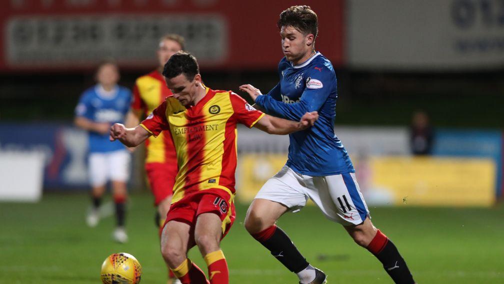 Partick's Paul McGinn (left) will be hoping to help his side secure their Premiership future