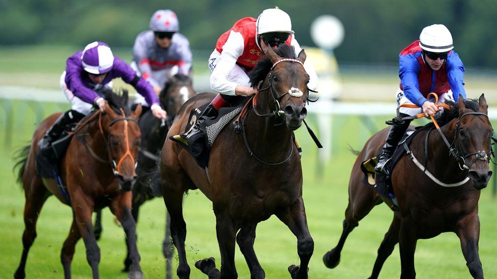 NOTTINGHAM, ENGLAND - JULY 05: Chimgan ridden by jockey Adam Kirby (centre) wins the Watch Irish Racing On Racing TV Novice Stakes at Nottingham Racecourse on July 5, 2021 in Nottingham, England. (Photo by Mike Egerton - Pool/Getty Images)