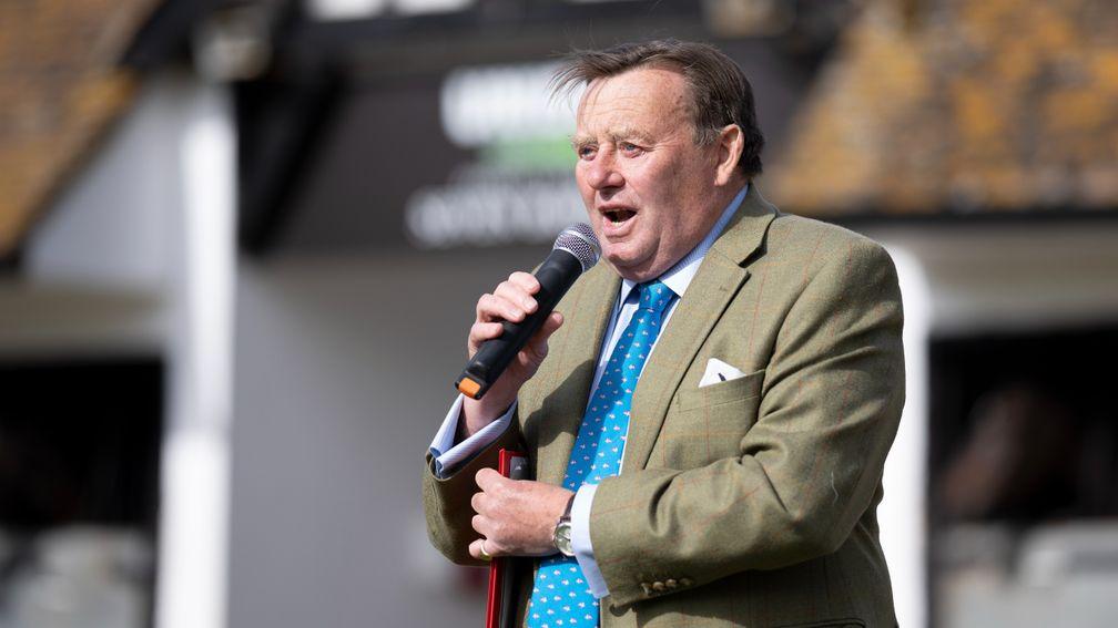 Nicky Henderson addresses the crowd at his owners' day at Seven Barrows on Sunday