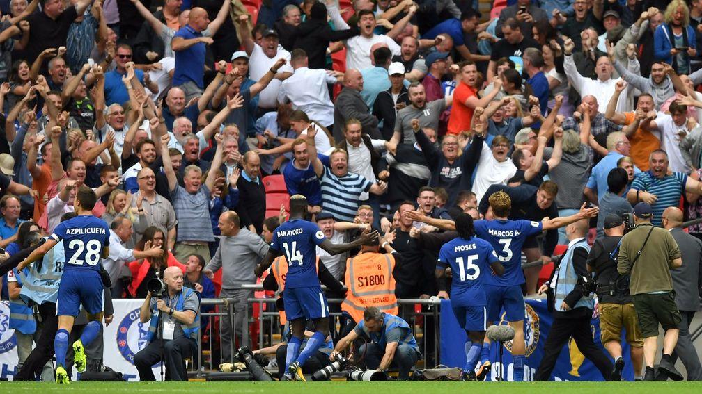 Chelsea celebrate their winner at Tottenham