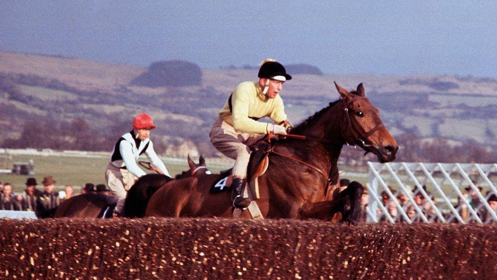 Arkle heads for victory over Mill House in the 1964 Gold Cup