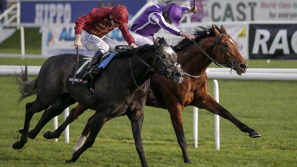 Roaring Lion (Oisin Murphy, near side) and Saxon Warrior fight out a dramatic finish to the Racing Post Trophy