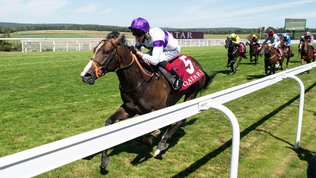 Supremacy strides clear of the field in the Qatar Richmond Stakes at Goodwood