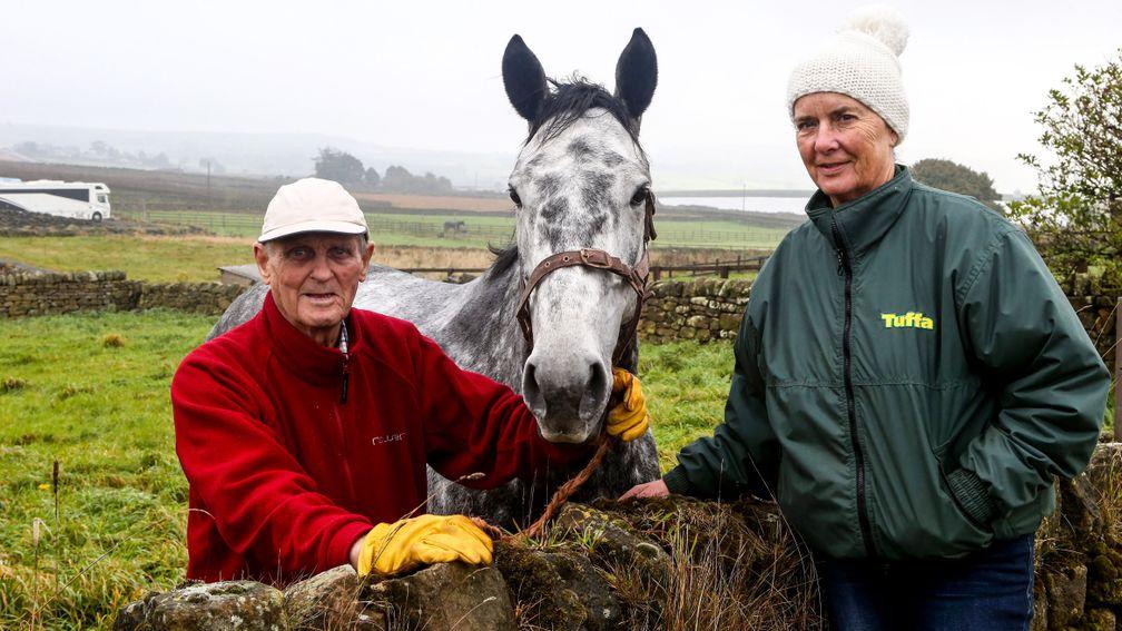 Vintage Clouds with Harvey and Sue Smith: he should run in the Gold Cup, says Terry Browne
